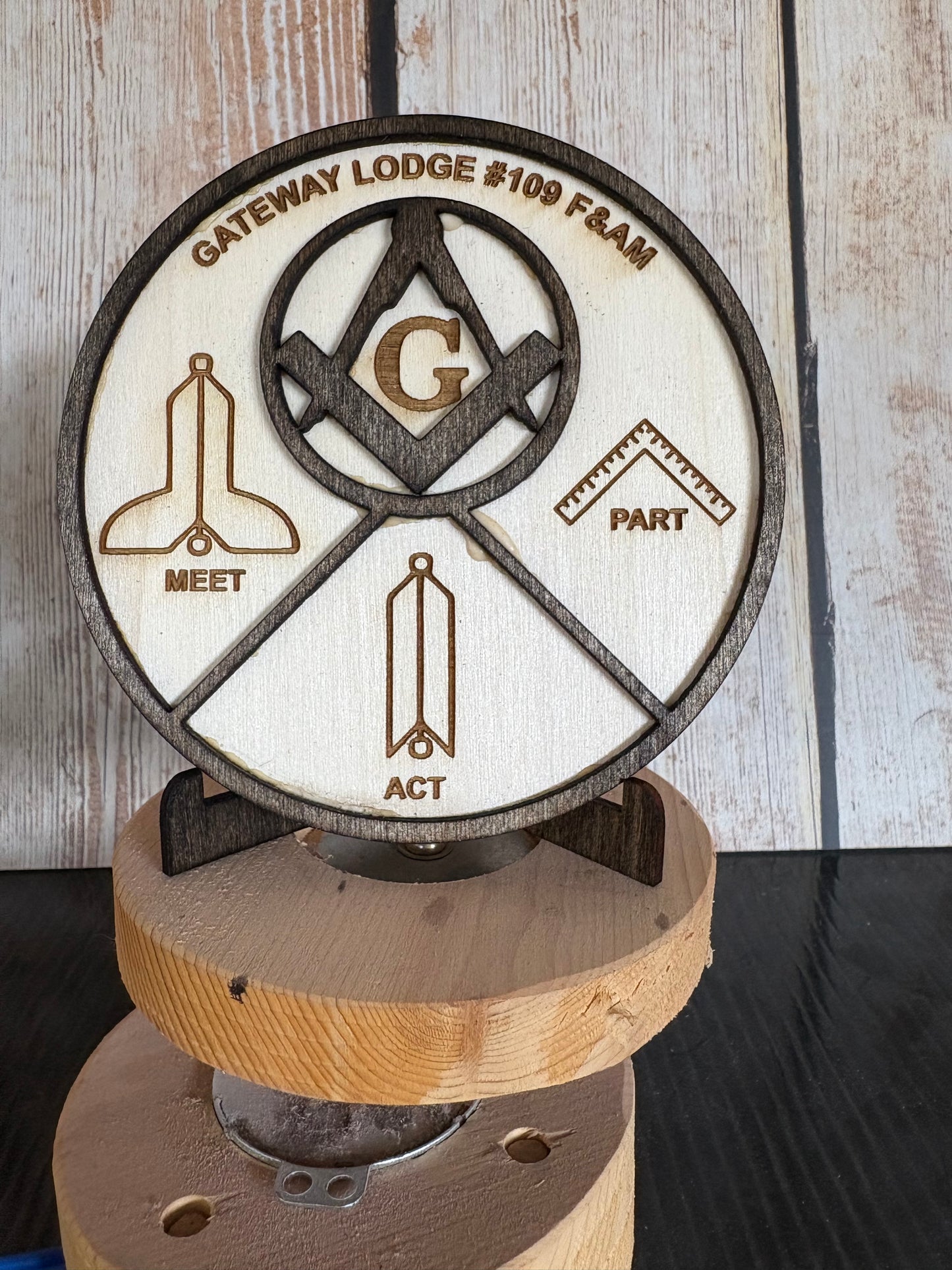 4.5-inch Diameter Medallion - Square and Campus with Meet Act Part